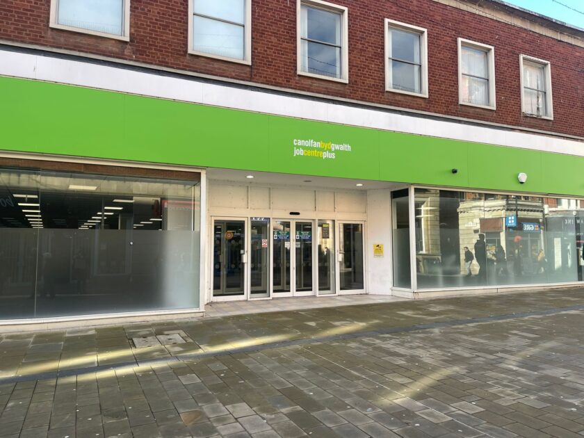 Wrexham s Temporary Jobcentre set to close by the end of June